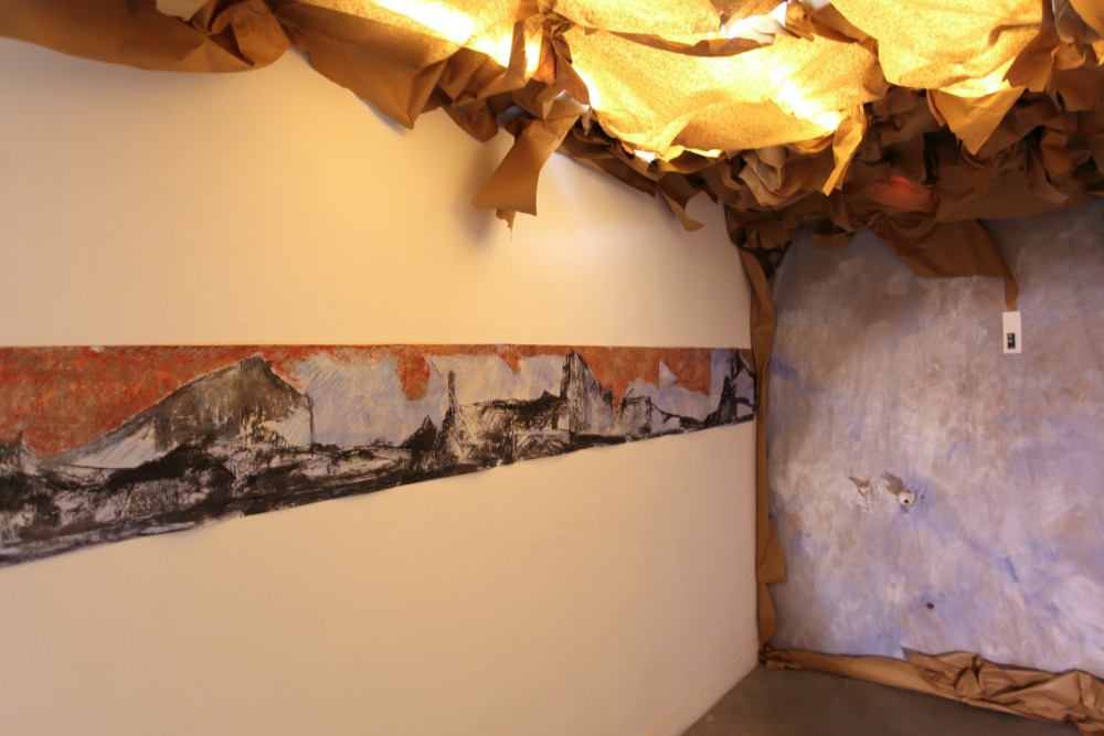 Installation de Annick Picchio Exposition IMMERSION au CACL - mai 2015